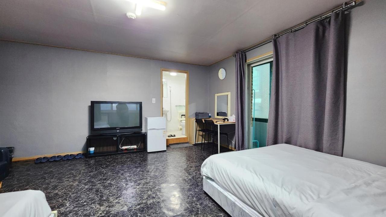 Hotel 1012 House Namsan à Séoul Extérieur photo