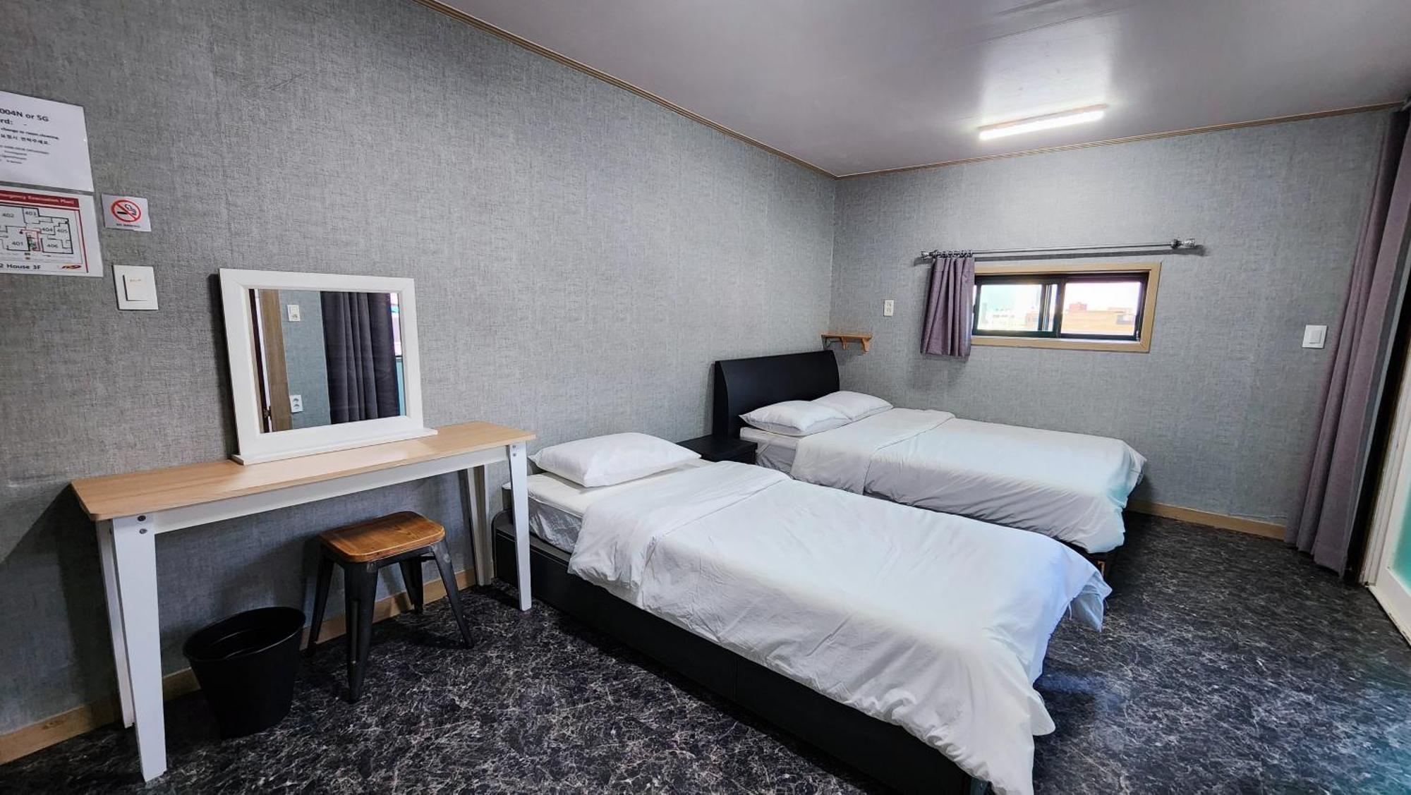 Hotel 1012 House Namsan à Séoul Extérieur photo